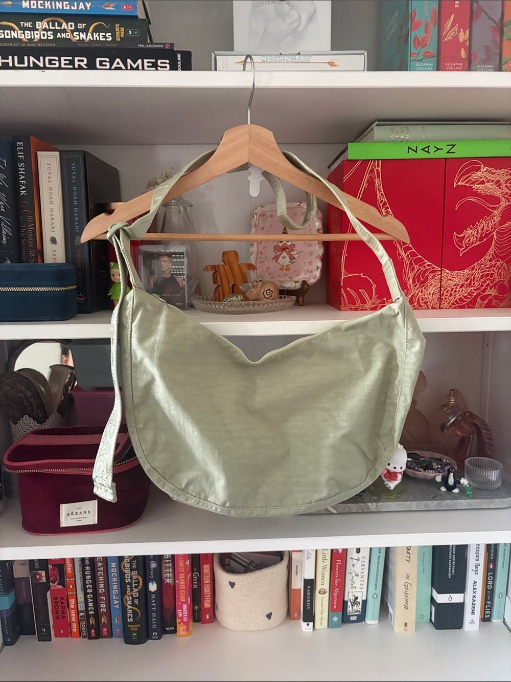 BNWT baggu medium celadon crescent